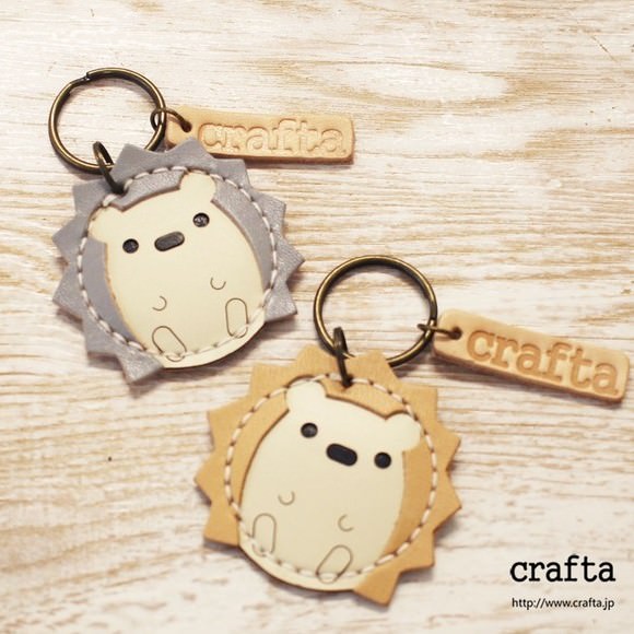 crafta 小銭が入るキーホルダー「コインハリネズミ」 革